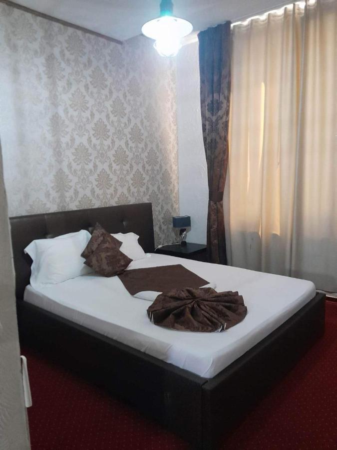 Militari Residence Hotel Chiajna Εξωτερικό φωτογραφία